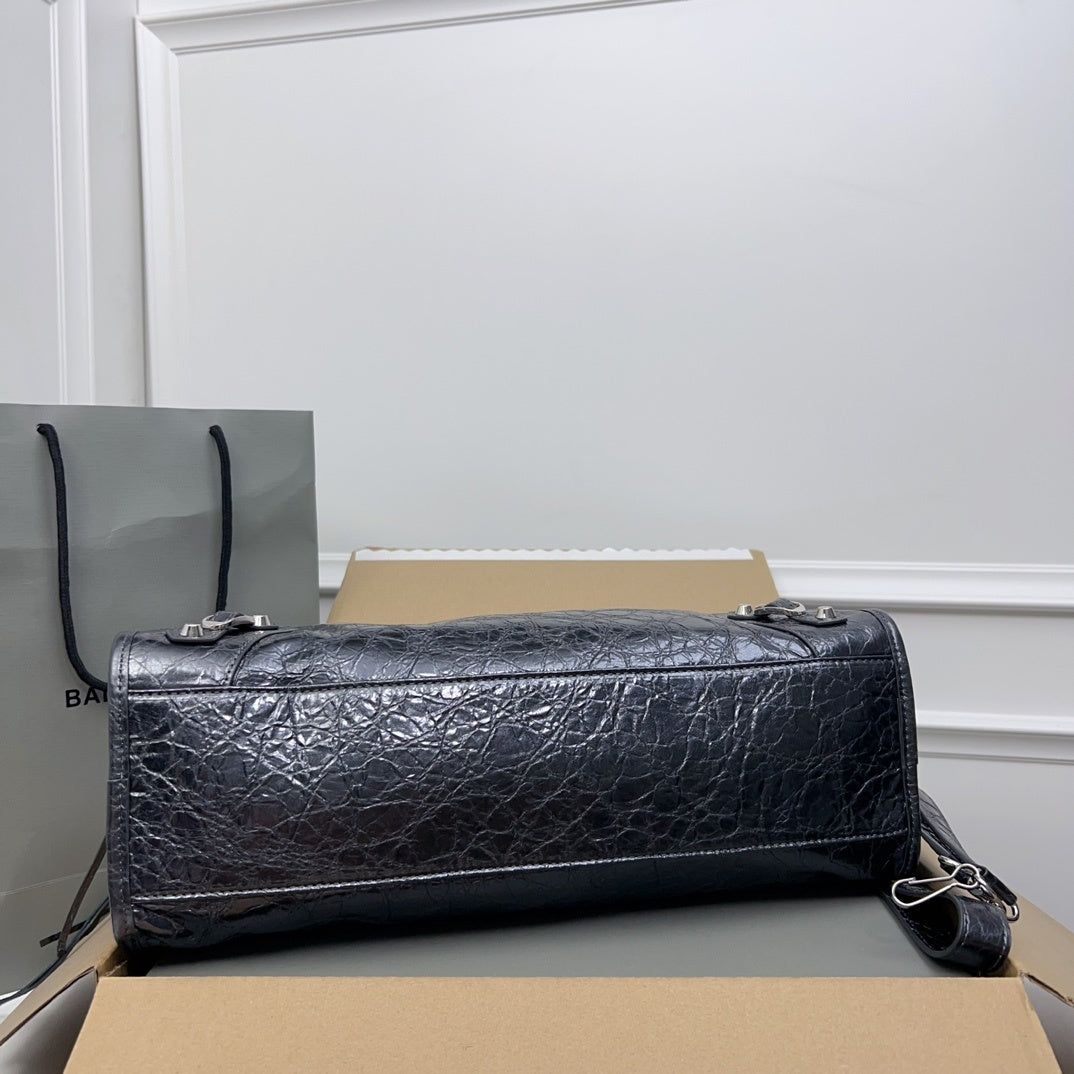 new-designer-premium-bags-nm24016