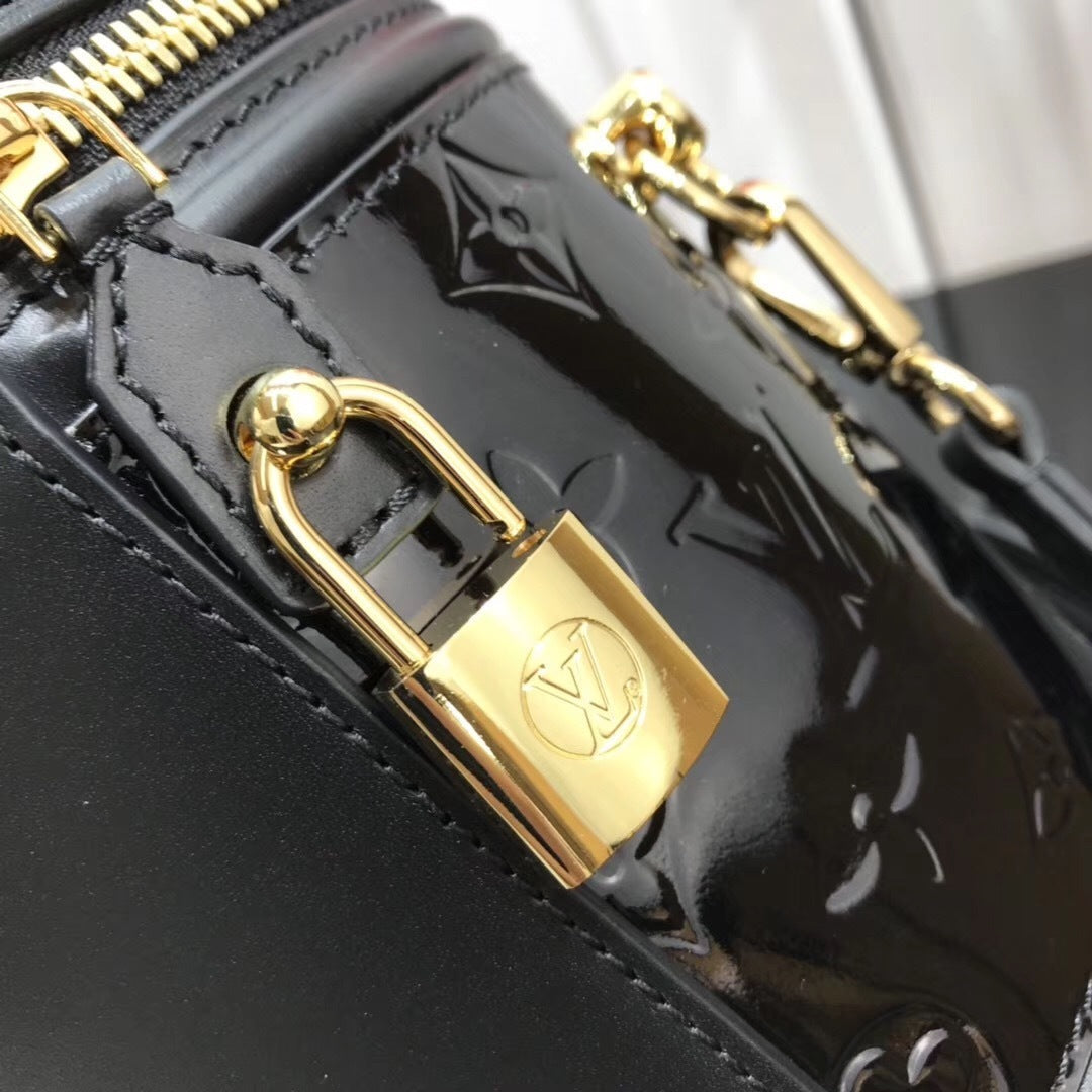 Dragons Bags - High-Quality Designer Products for You - AFFORDABLE LUXURY BAGS - 3911