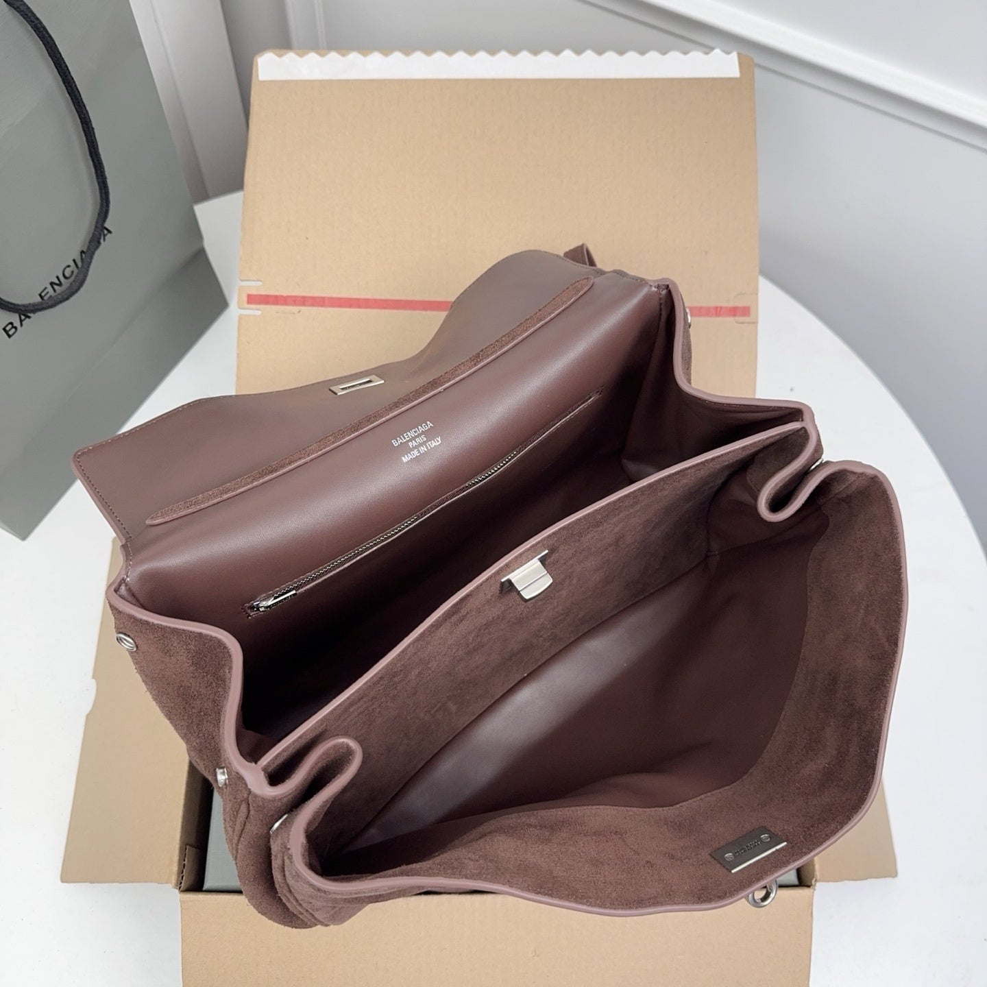 new-luxury-designer-bags-nm24057
