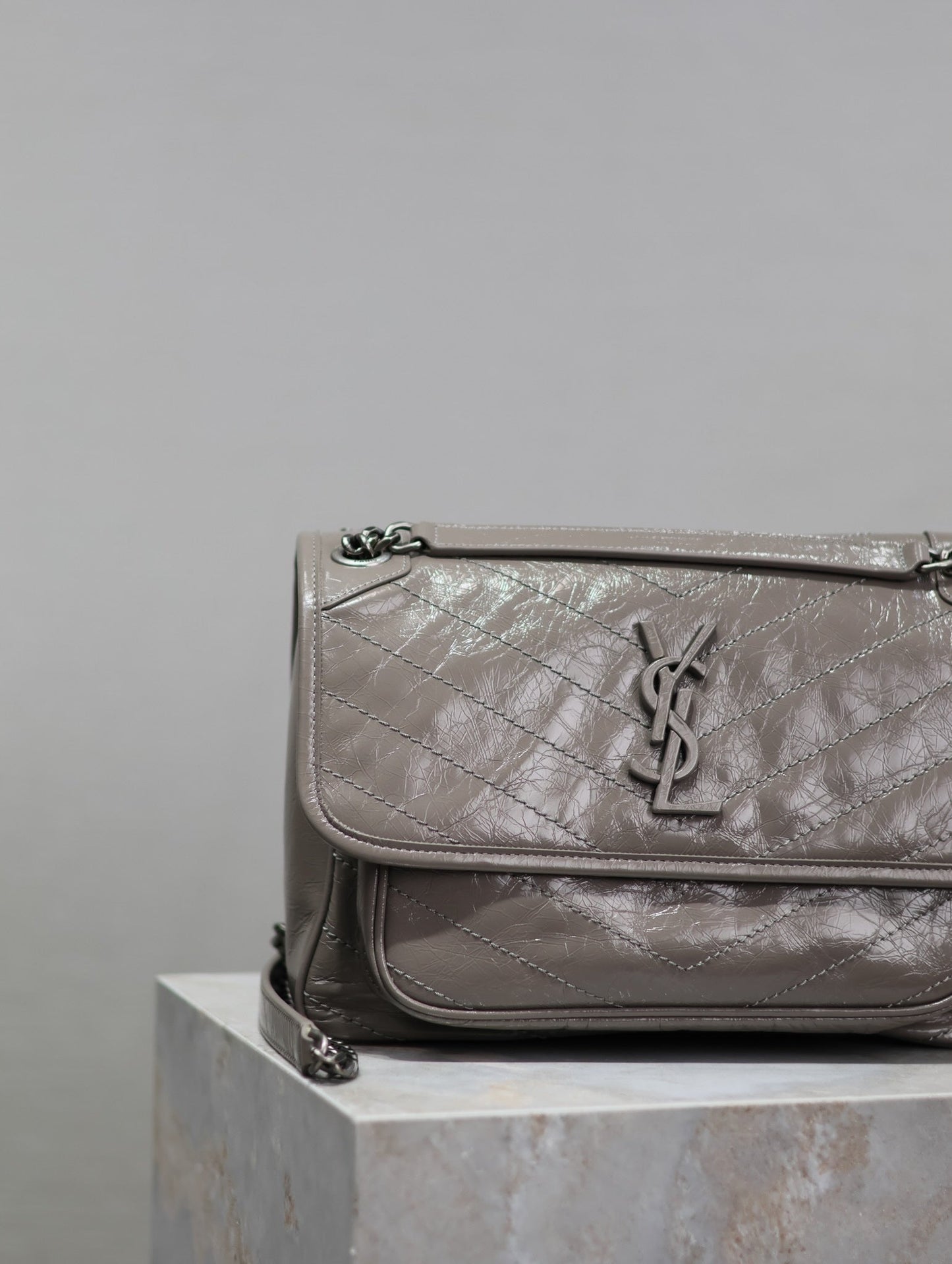 Dragons Bags - Best High-End Brands in One Place - AFFORDABLE LUXURY BAGS - 5985