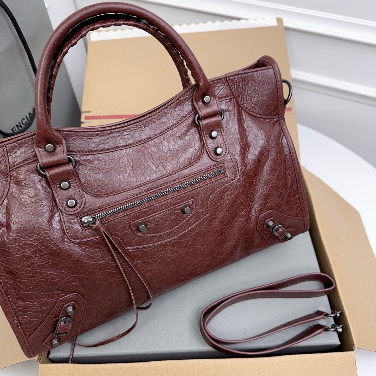 new-designer-premium-bags-nm24004