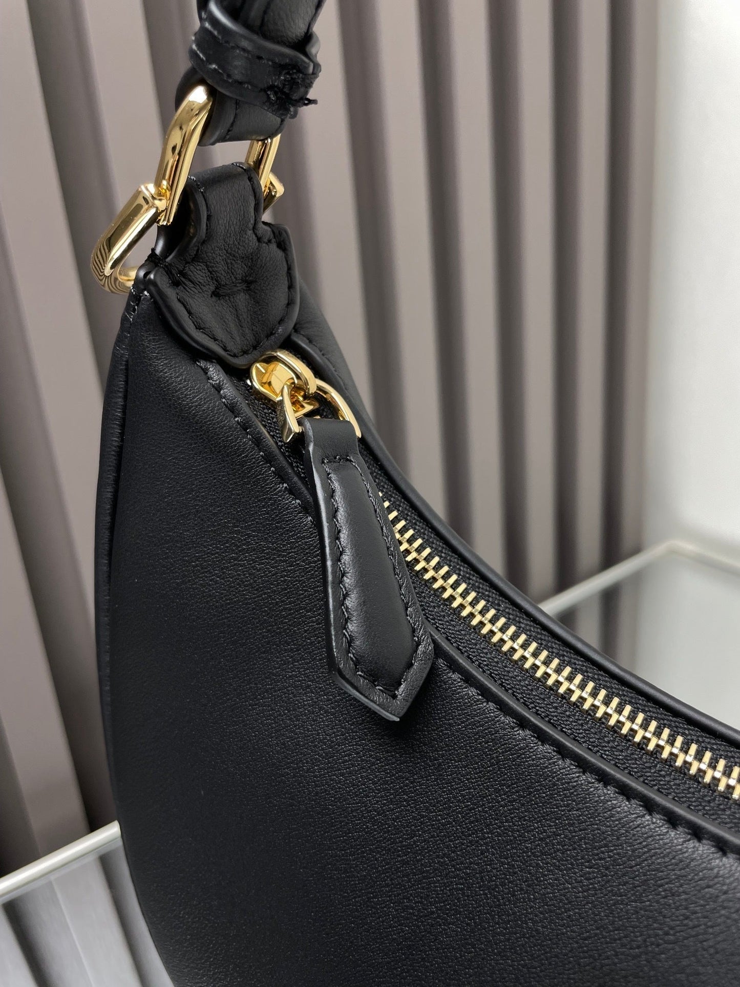 Dragons Bags - Best High-End Brands in One Place - AFFORDABLE LUXURY BAGS - 19156