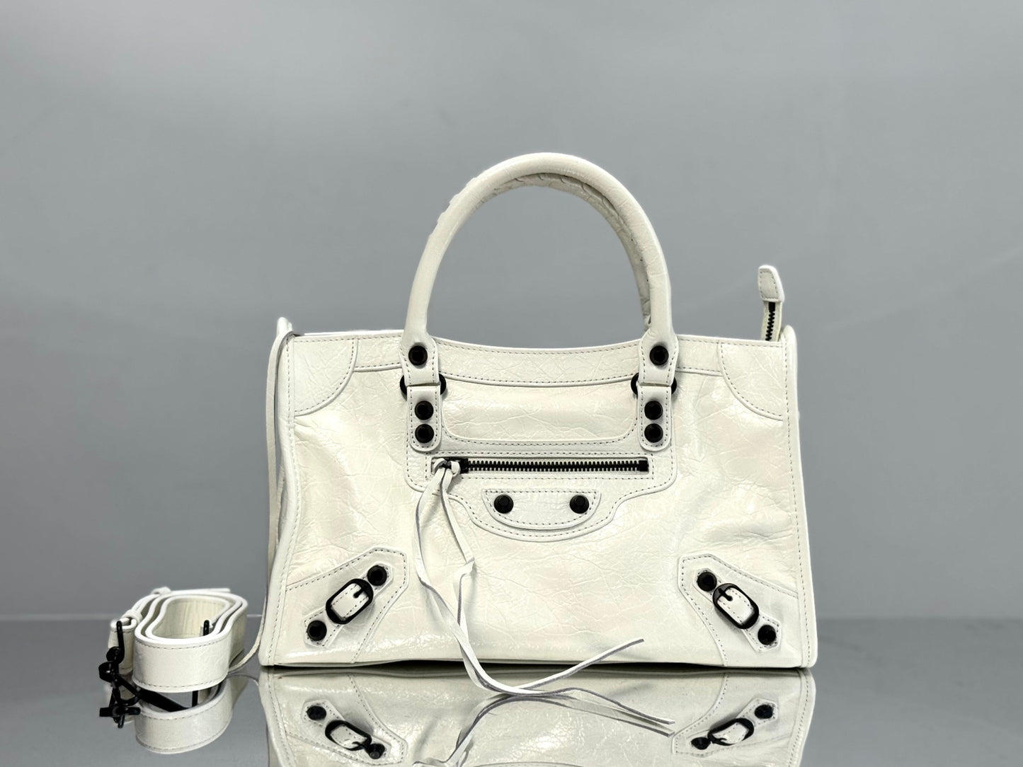 new-luxury-designer-bags-nm24612