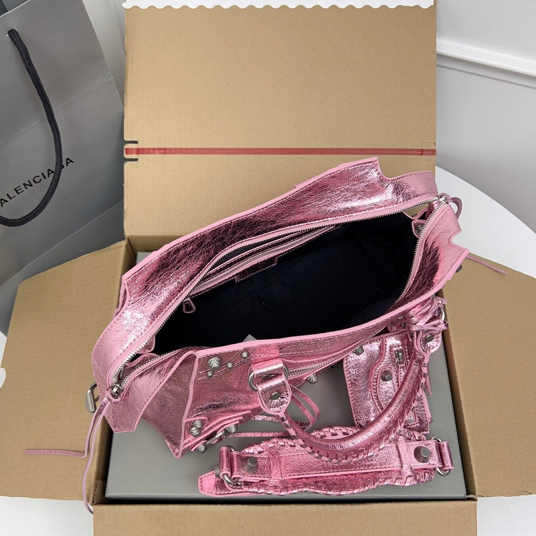 new-luxury-designer-bags-nm24274