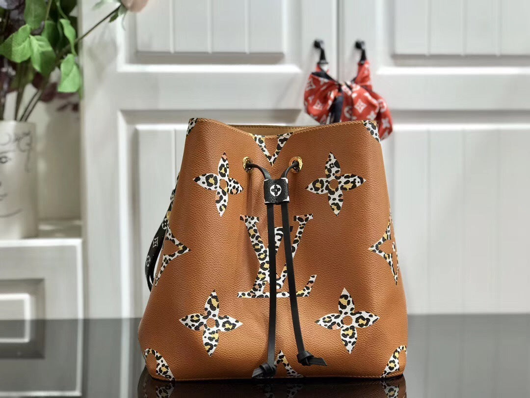 Dragons Bags - Premium Luxury Goods and Accessories - AFFORDABLE LUXURY BAGS - 4066