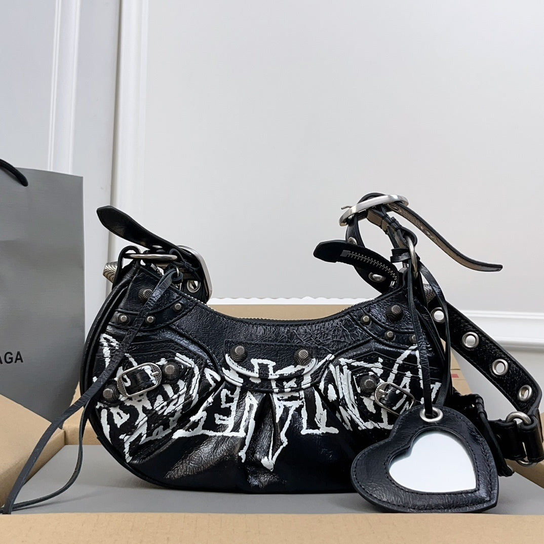 new-designer-premium-bags-nm24336