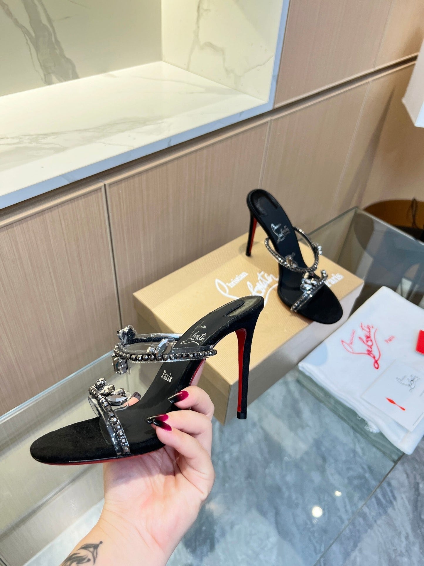 Dragons Bags - Best High-End Brands in One Place - AFFORDABLE LUXURY HEELS - 8005