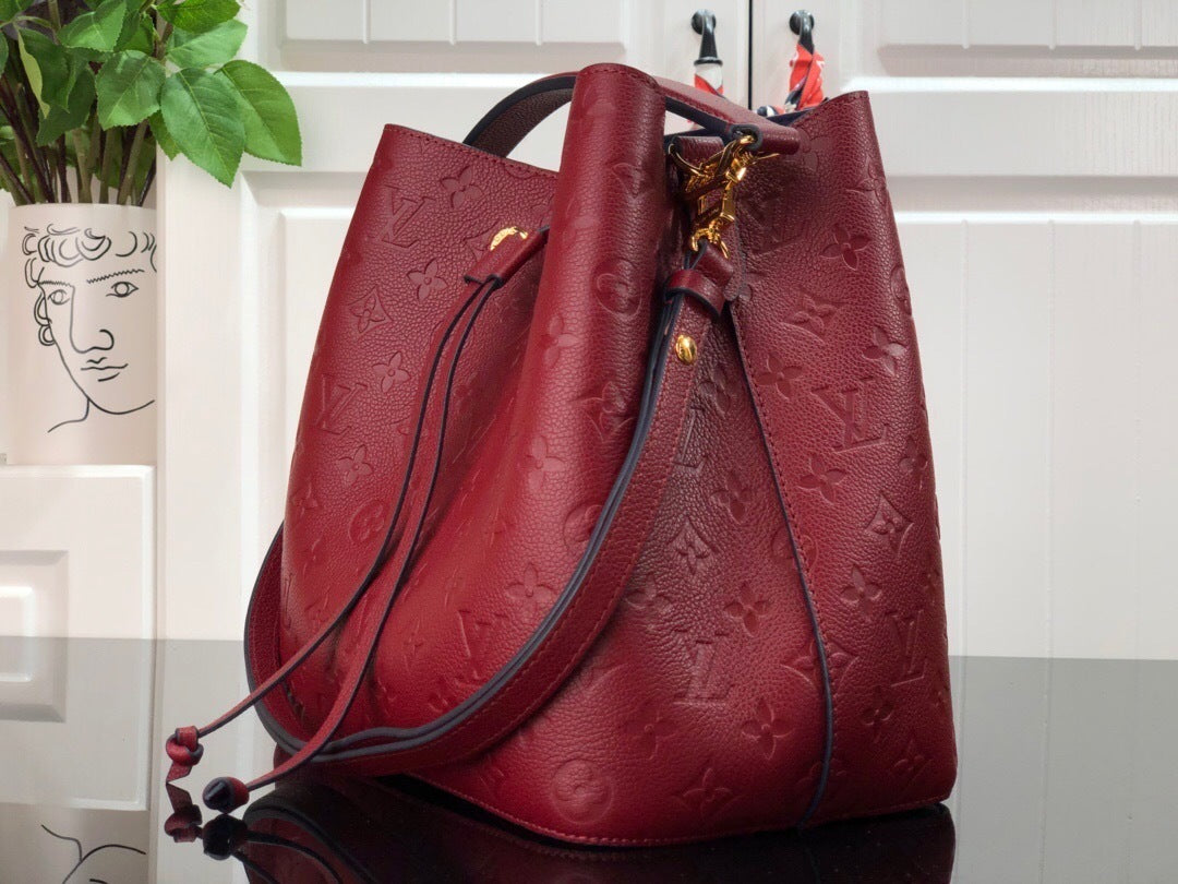 new-luxury-designer-bags-nm22051
