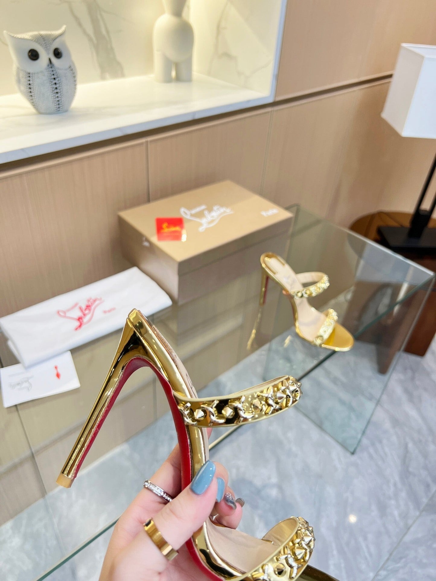 Dragons Bags - Premium Luxury Goods and Accessories - AFFORDABLE LUXURY HEELS - 8010