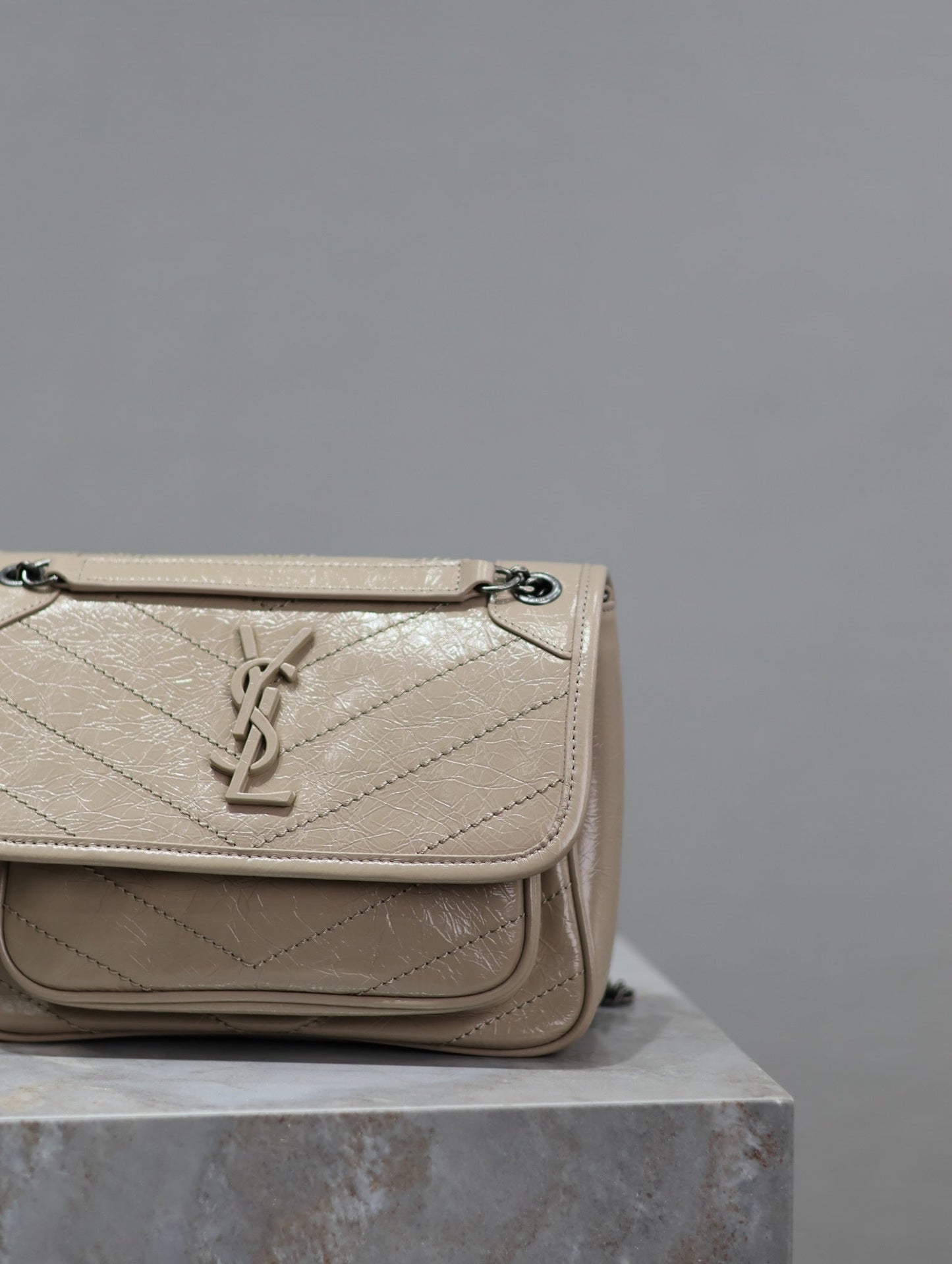Dragons Bags - DESIGNER BAGS FOR WOMEN - AFFORDABLE LUXURY BAGS - 5988