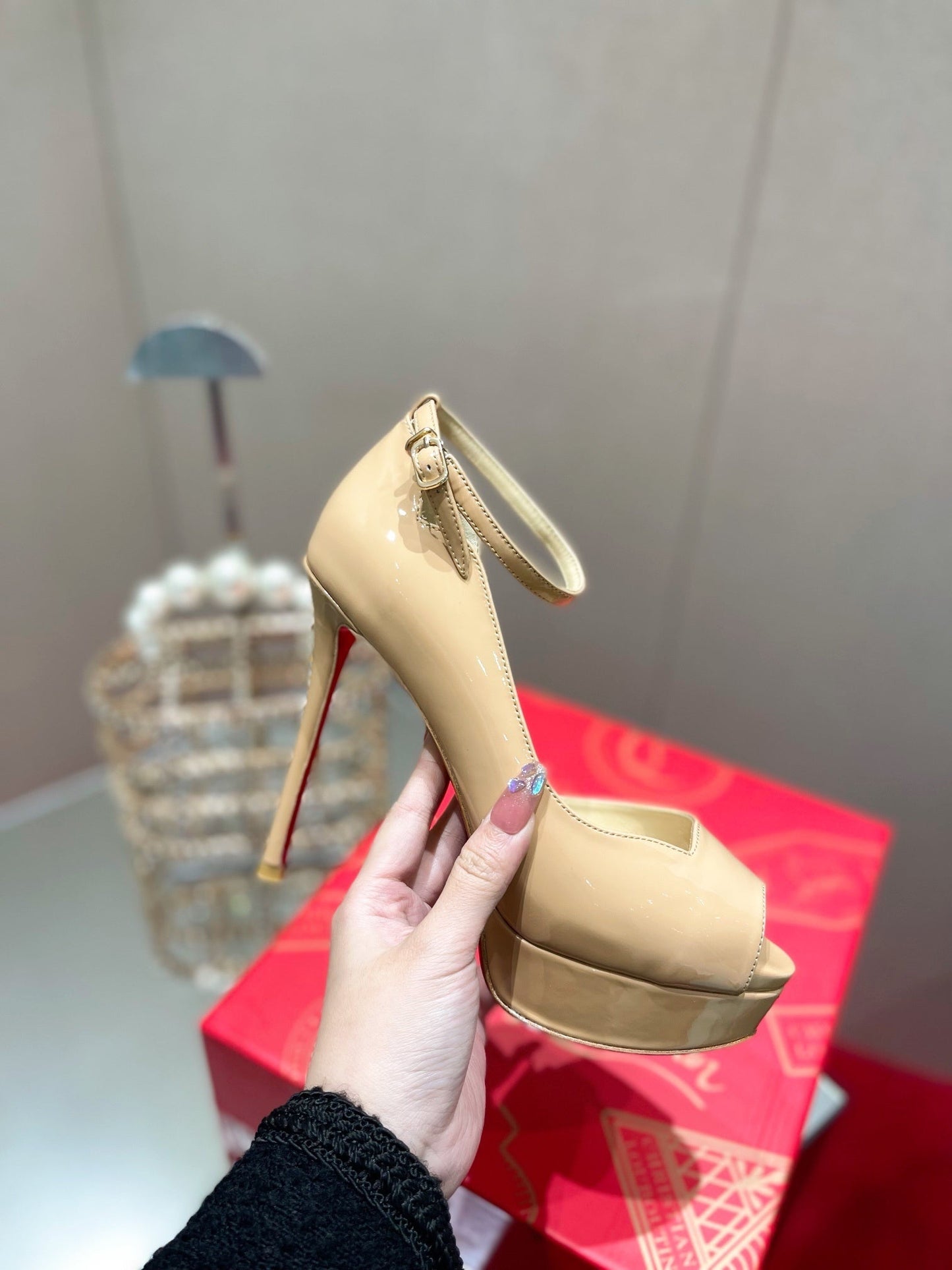 Dragons Bags - Premium Luxury Goods and Accessories - AFFORDABLE LUXURY HEELS - 7970
