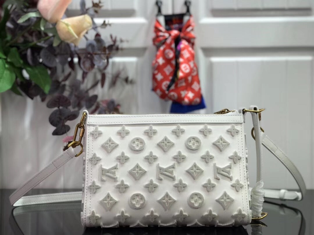 new-luxury-designer-bags-nm21840