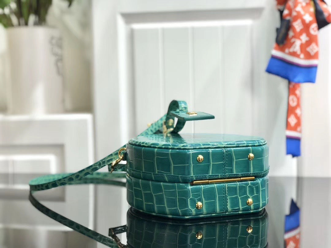 new-luxury-designer-bags-nm21922