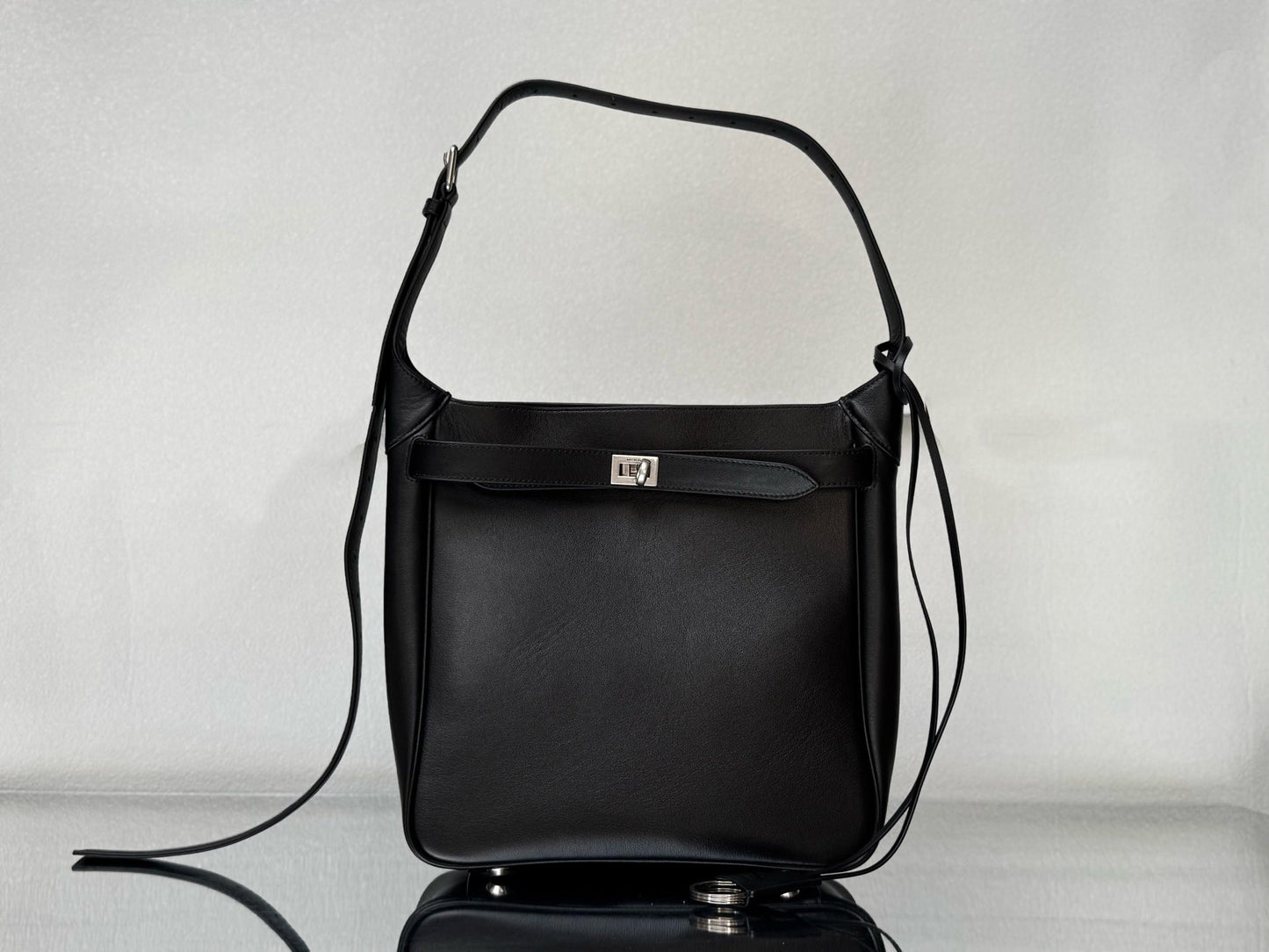 new-designer-premium-bags-nm24645