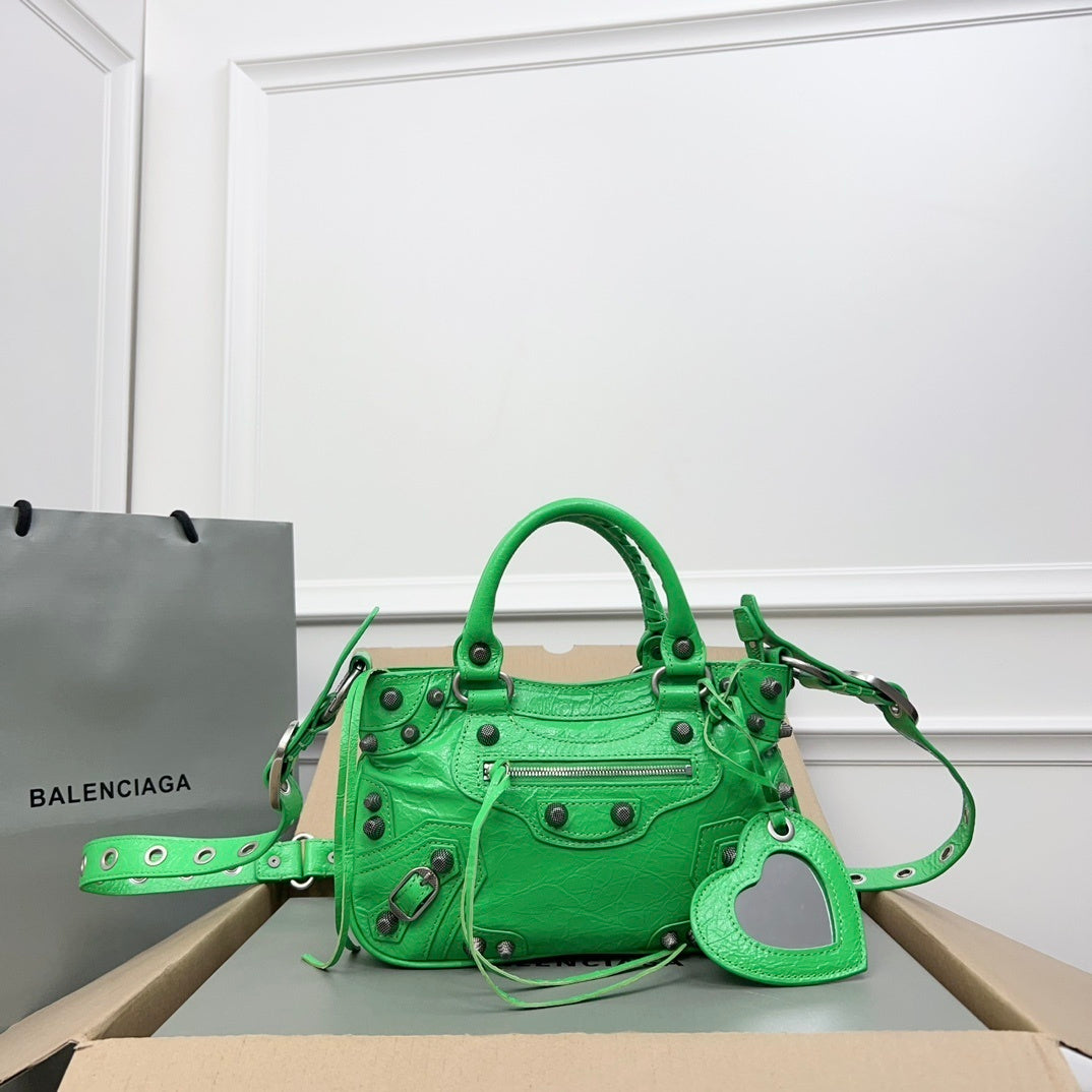new-designer-premium-bags-nm24529