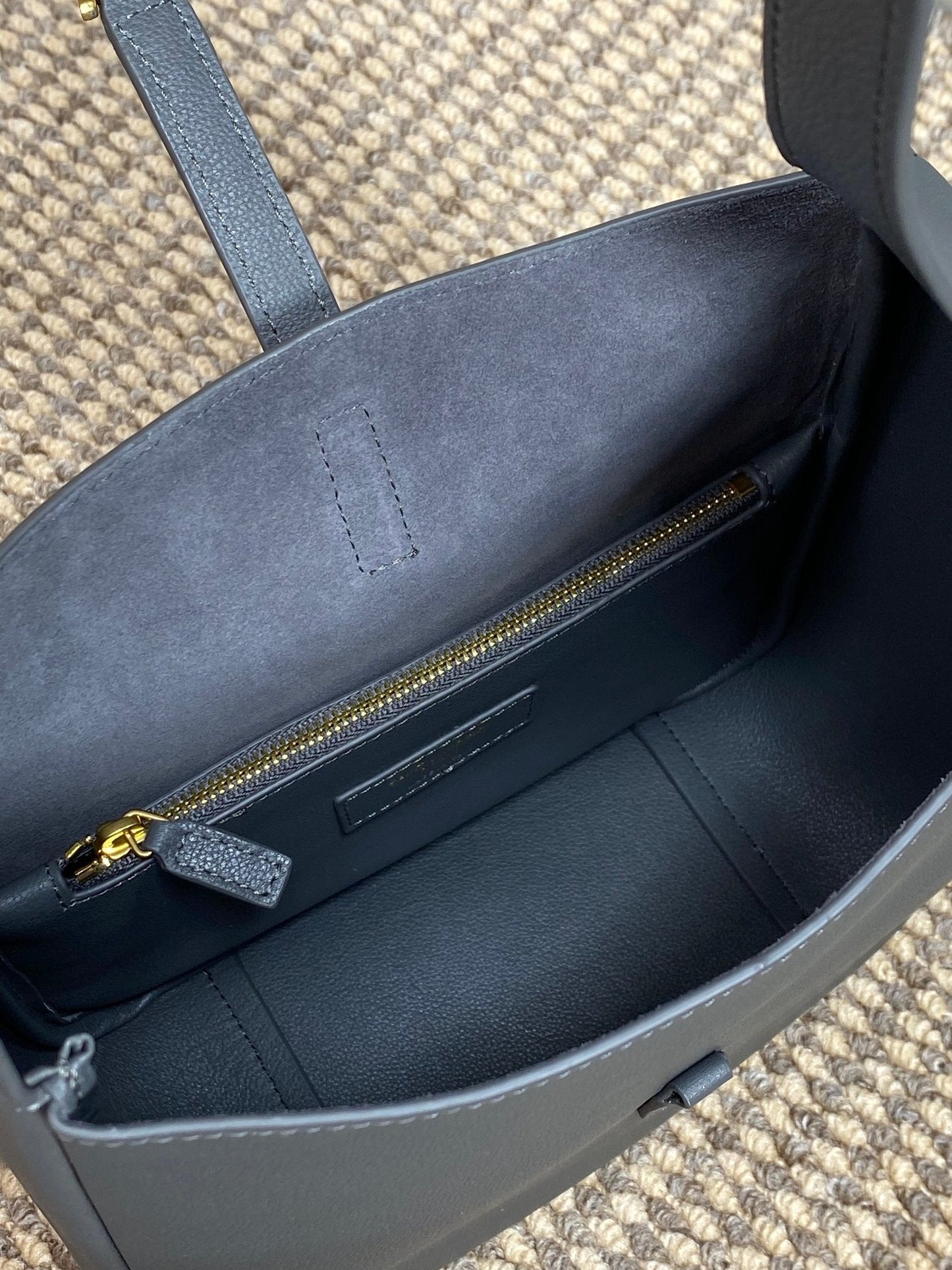 Dragons Bags - Best High-End Brands in One Place - AFFORDABLE LUXURY BAGS - 5913
