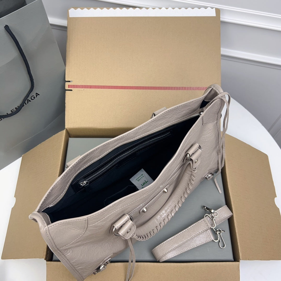 new-designer-premium-bags-nm24015