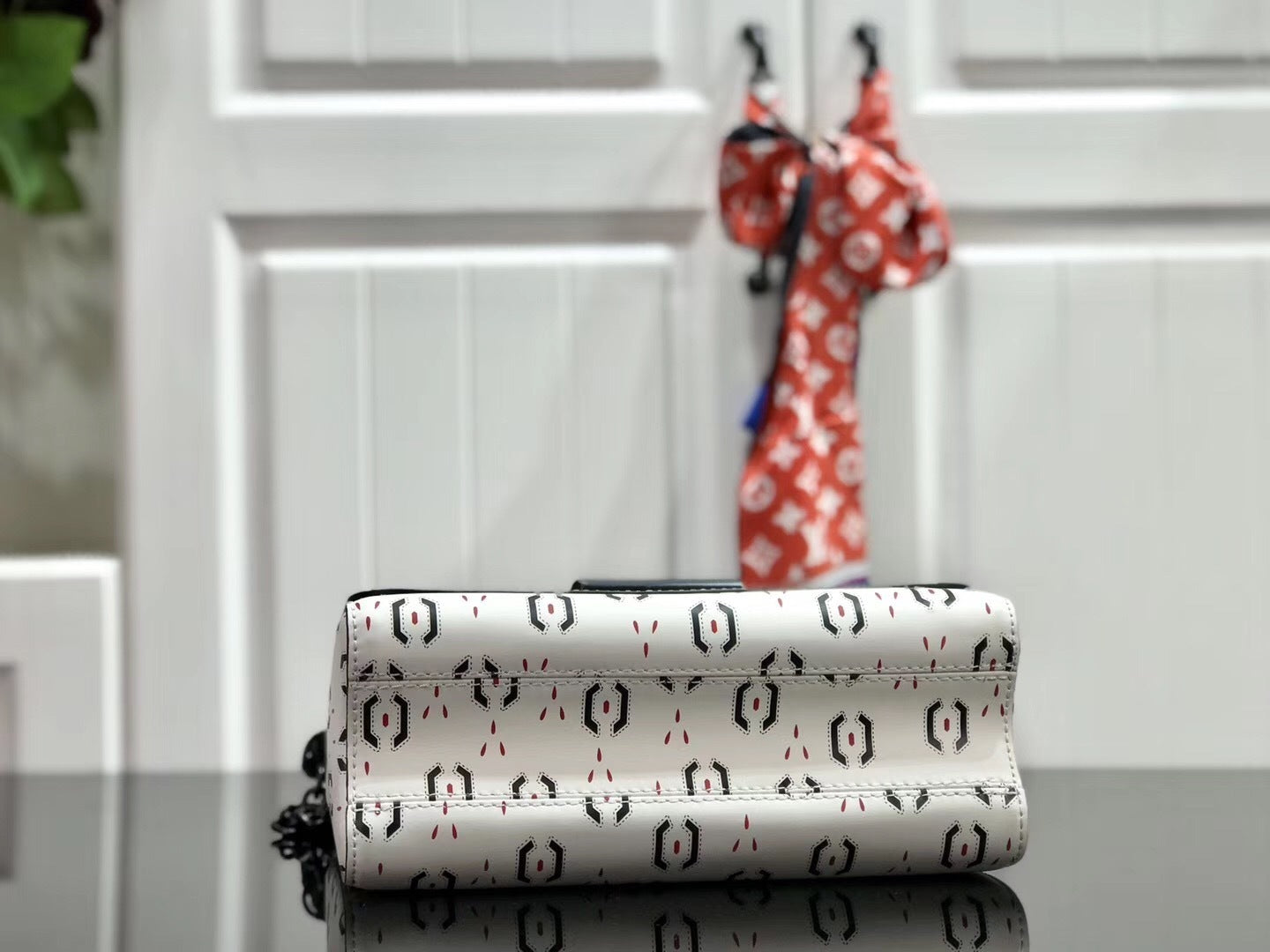 Dragons Bags - Premium Luxury Goods and Accessories - AFFORDABLE LUXURY BAGS - 4070