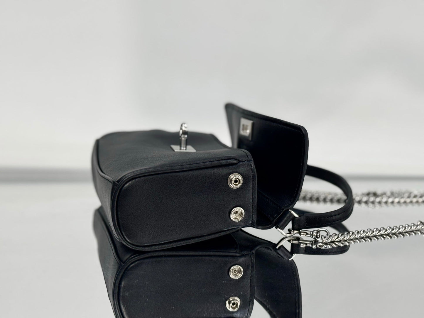 new-luxury-designer-bags-nm24671
