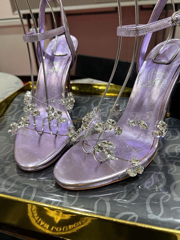 Dragons Bags - High-Quality Designer Products for You - AFFORDABLE LUXURY HEELS - 8107