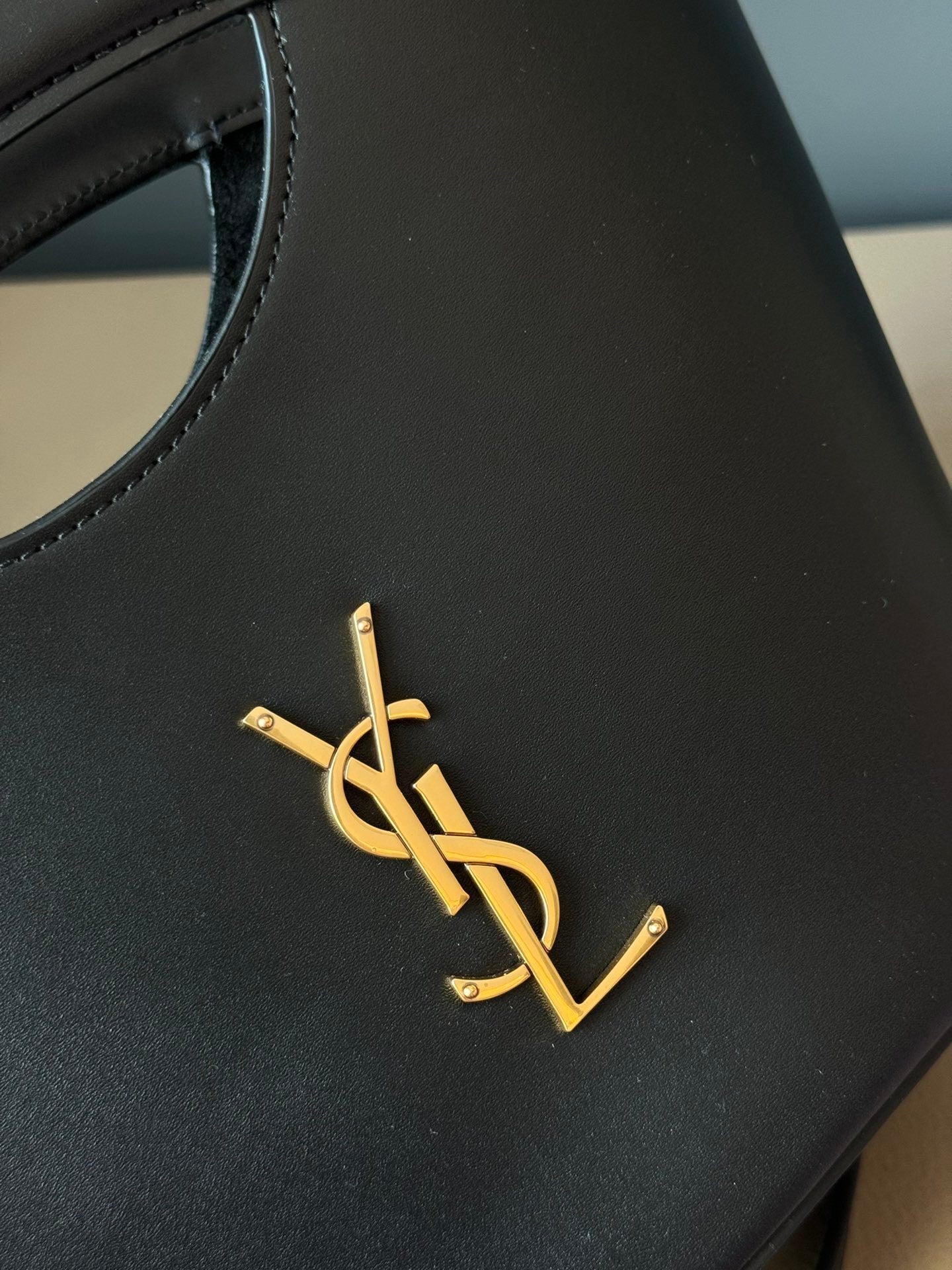 Dragons Bags - Best High-End Brands in One Place - AFFORDABLE LUXURY BAGS - 6013
