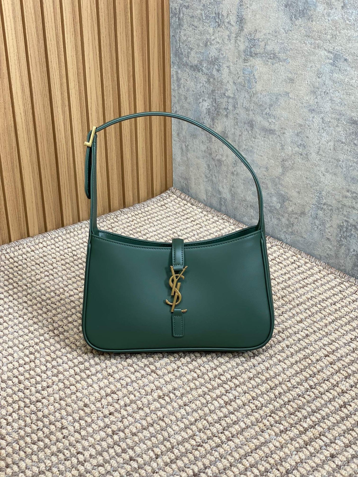 Dragons Bags - DESIGNER BAGS FOR WOMEN - AFFORDABLE LUXURY BAGS - 5920