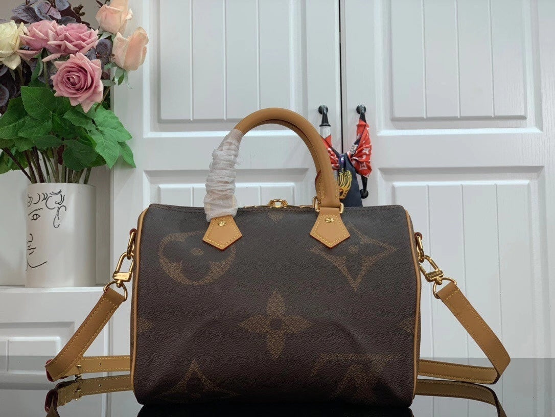 Dragons Bags - High-Quality Designer Products for You - AFFORDABLE LUXURY BAGS - 3803