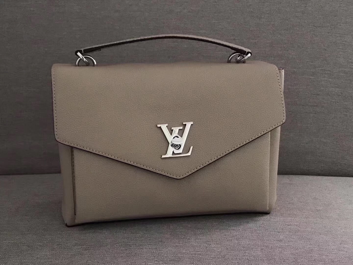 Dragons Bags - High-Quality Designer Products for You - AFFORDABLE LUXURY BAGS - 3503