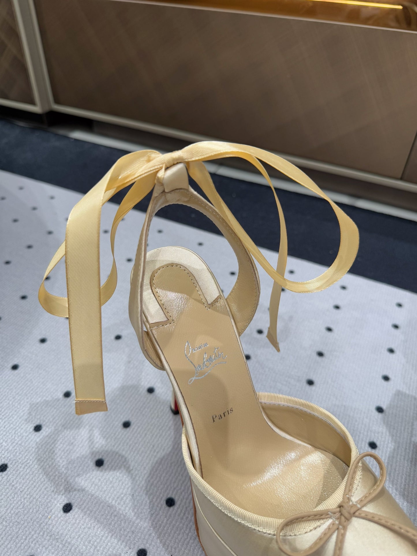 Dragons Bags - Premium Luxury Goods and Accessories - AFFORDABLE LUXURY HEELS - 8218