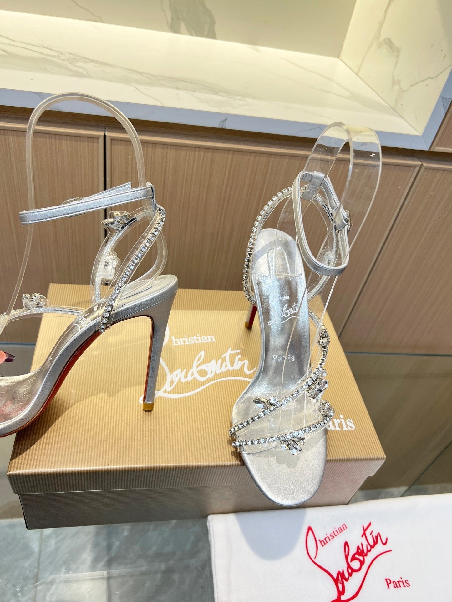 Dragons Bags - Best High-End Brands in One Place - AFFORDABLE LUXURY HEELS - 8013