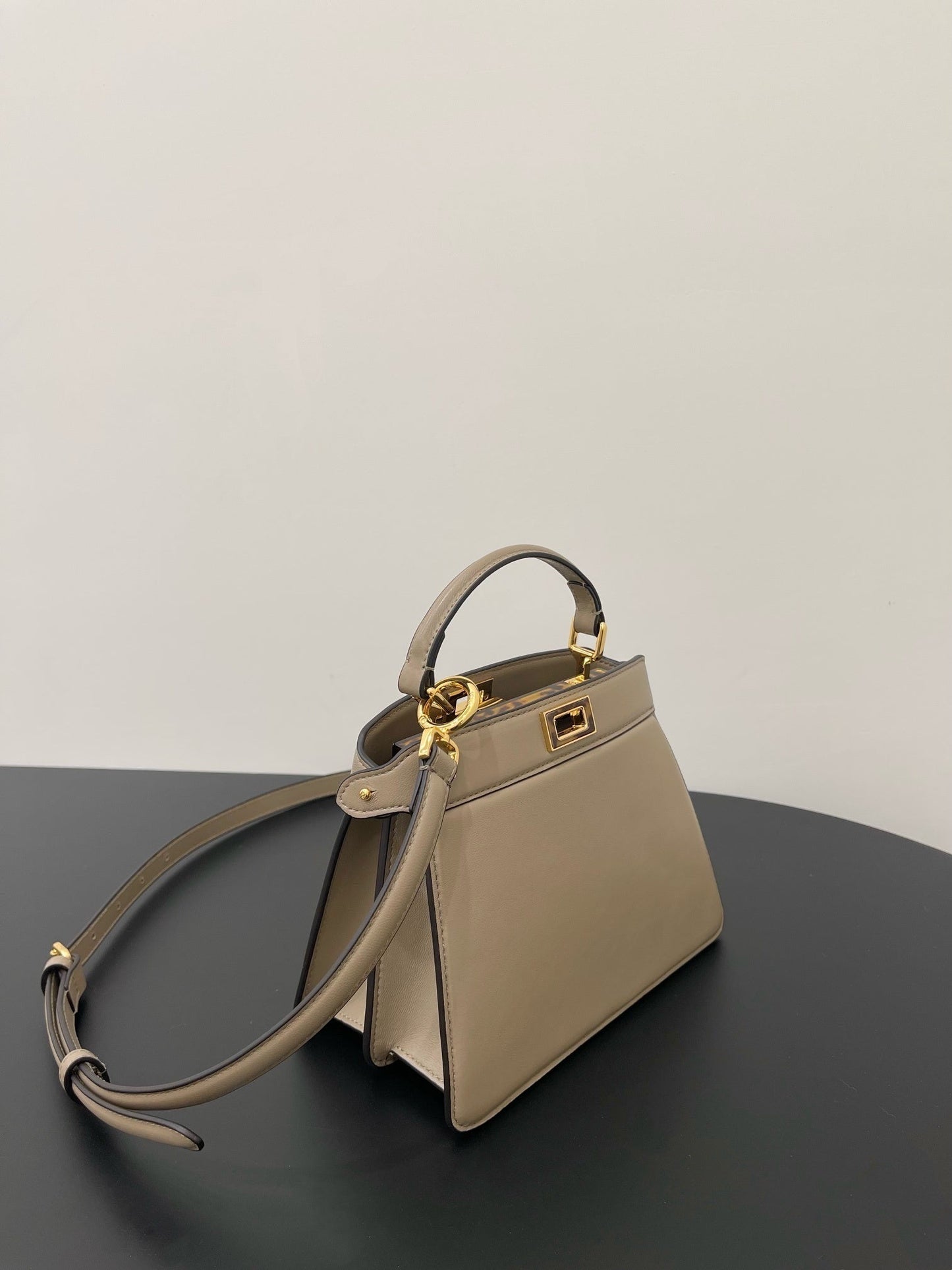 Dragons Bags - Premium Luxury Goods and Accessories - AFFORDABLE LUXURY BAGS - 19149