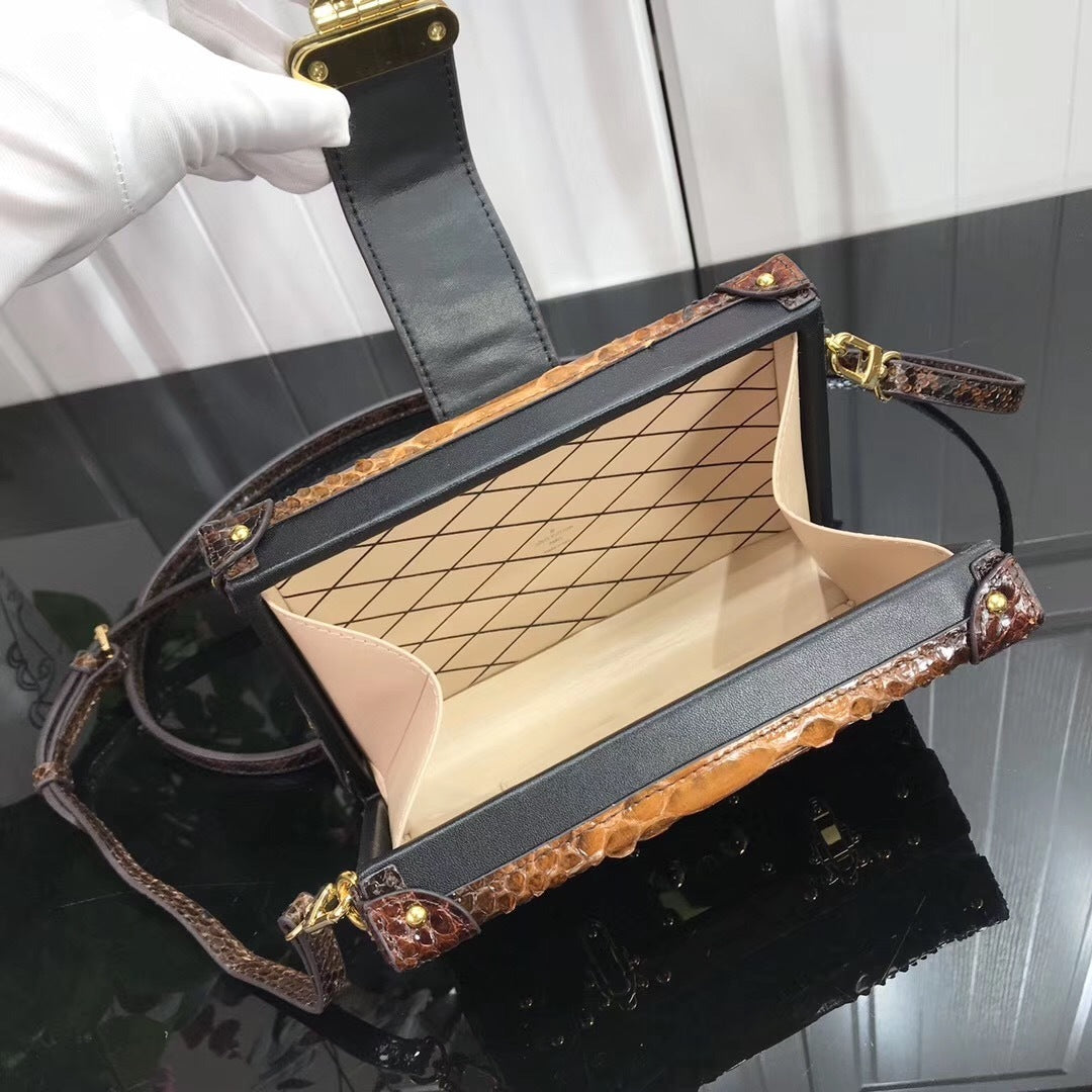 Dragons Bags - DESIGNER BAGS FOR WOMEN - AFFORDABLE LUXURY BAGS - 3992