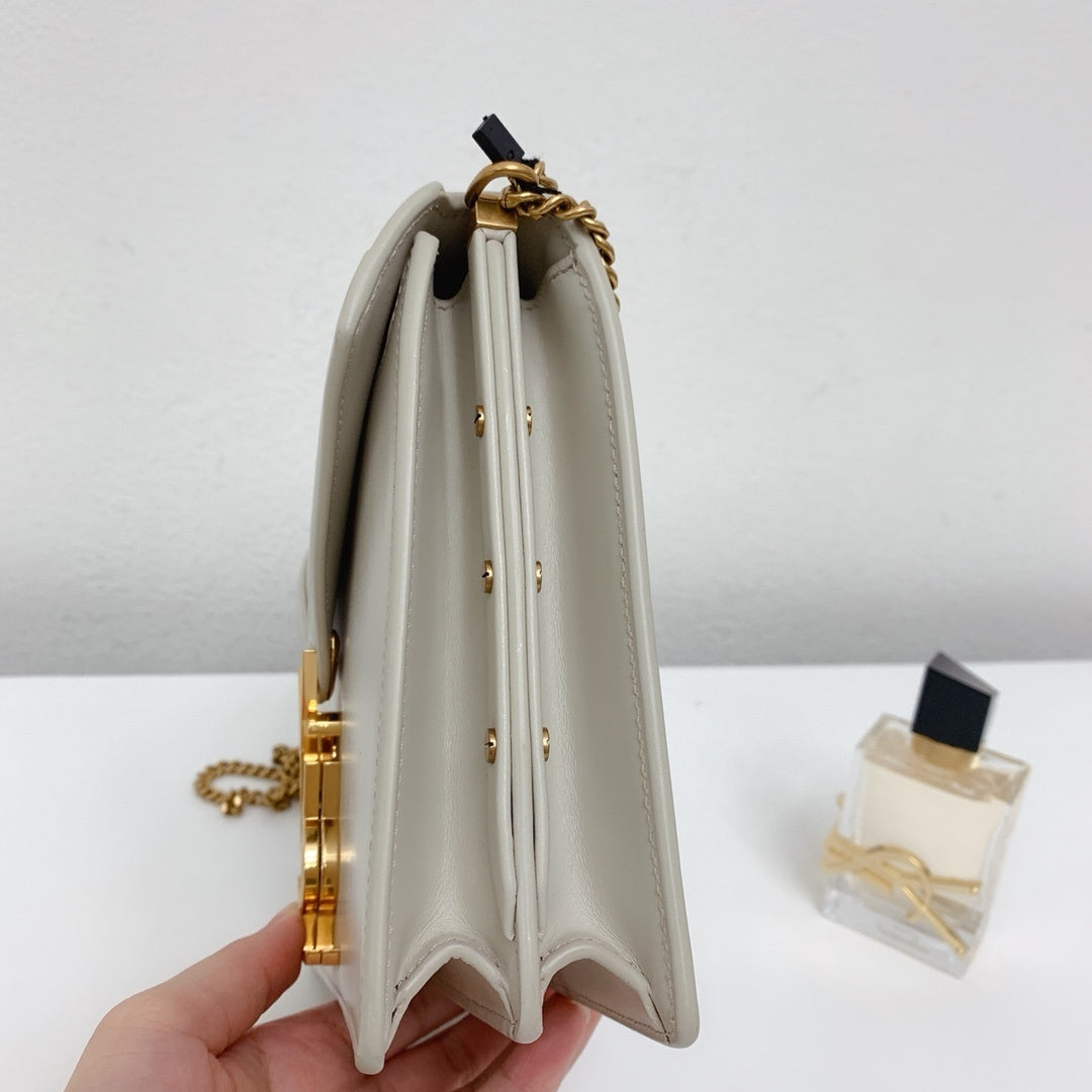 Dragons Bags - DESIGNER BAGS FOR WOMEN - AFFORDABLE LUXURY BAGS - 5824