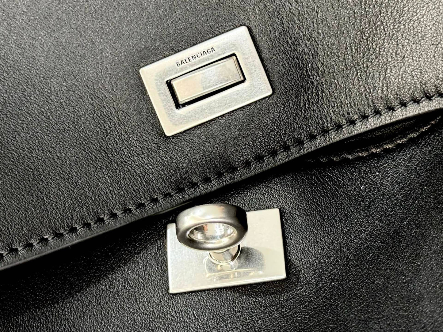 new-luxury-designer-bags-nm24388