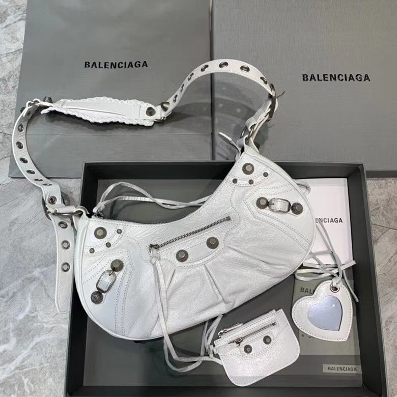 new-designer-premium-bags-nm24787