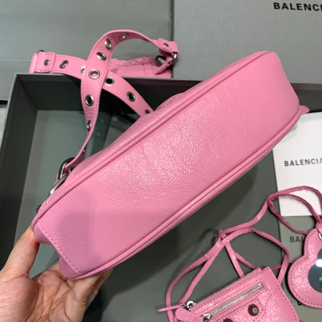 new-luxury-designer-bags-nm24312