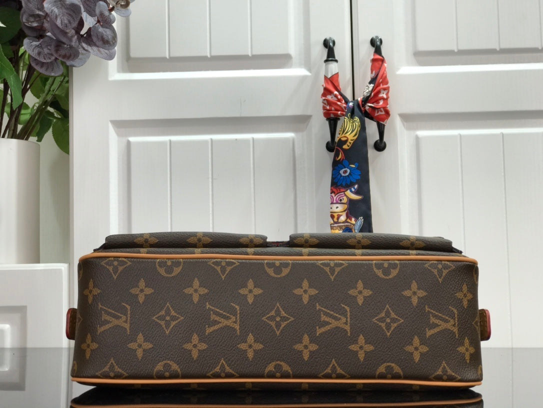 Dragons Bags - High-Quality Designer Products for You - AFFORDABLE LUXURY BAGS - 3787