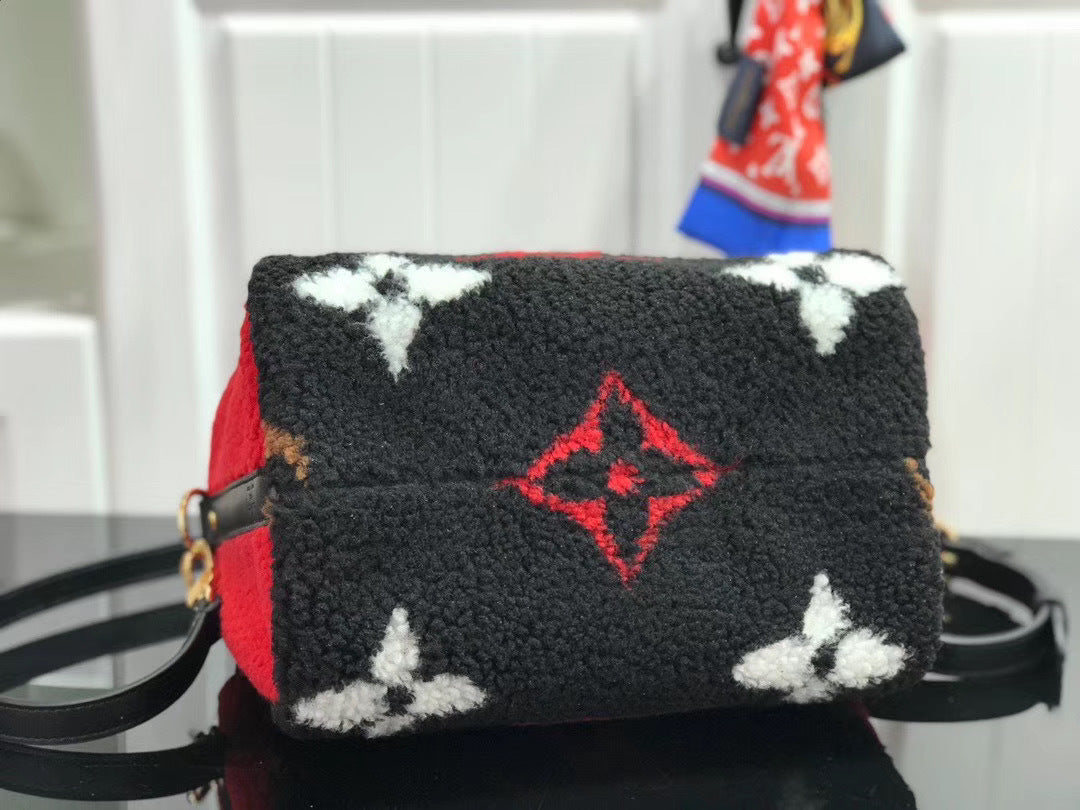new-luxury-designer-bags-nm21958