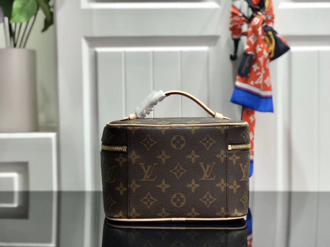 new-designer-premium-bags-nm21945