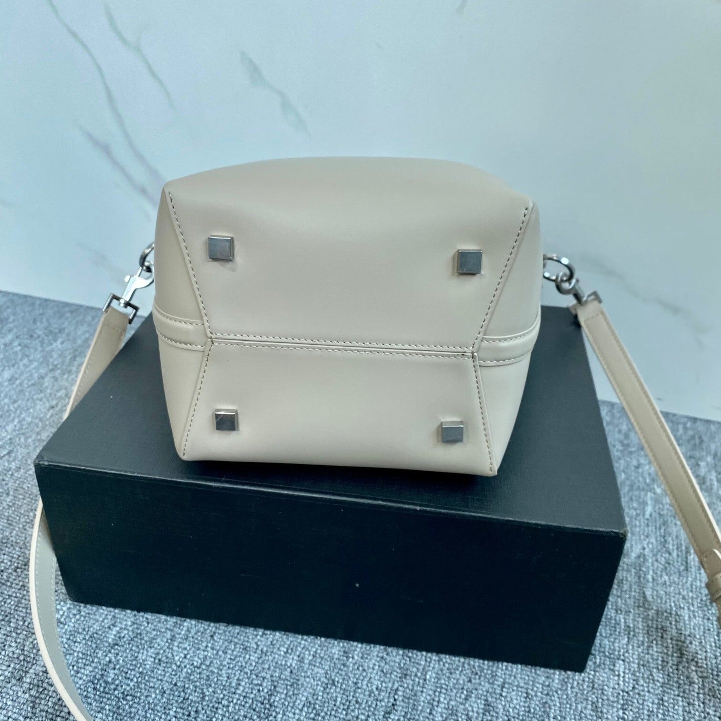 Dragons Bags - High-Quality Designer Products for You - AFFORDABLE LUXURY BAGS - 5879