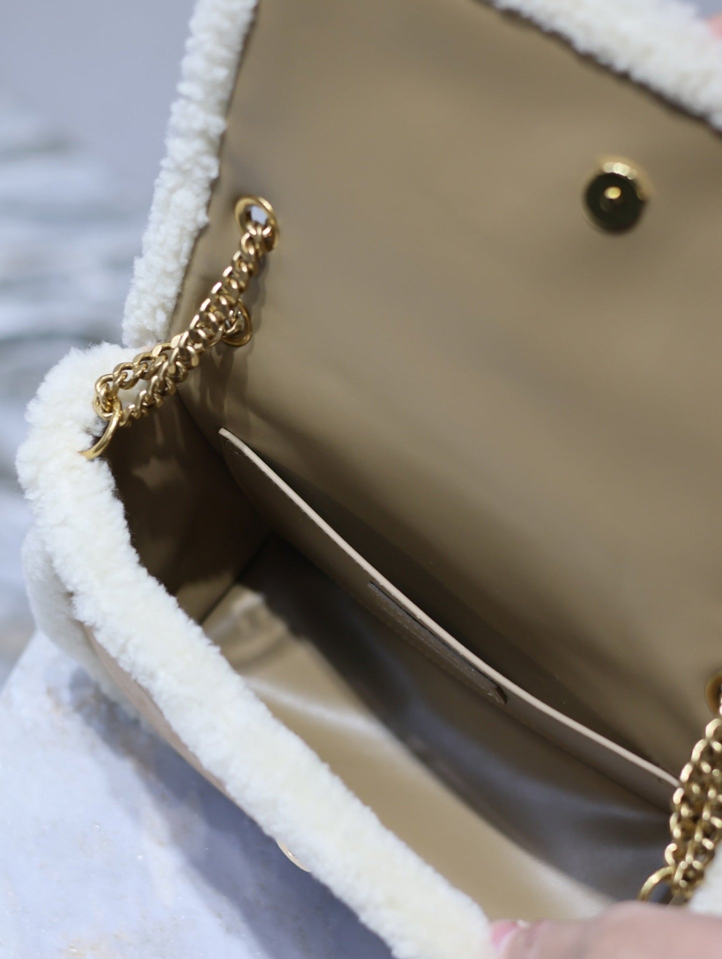 Dragons Bags - High-Quality Designer Products for You - AFFORDABLE LUXURY BAGS - 5959