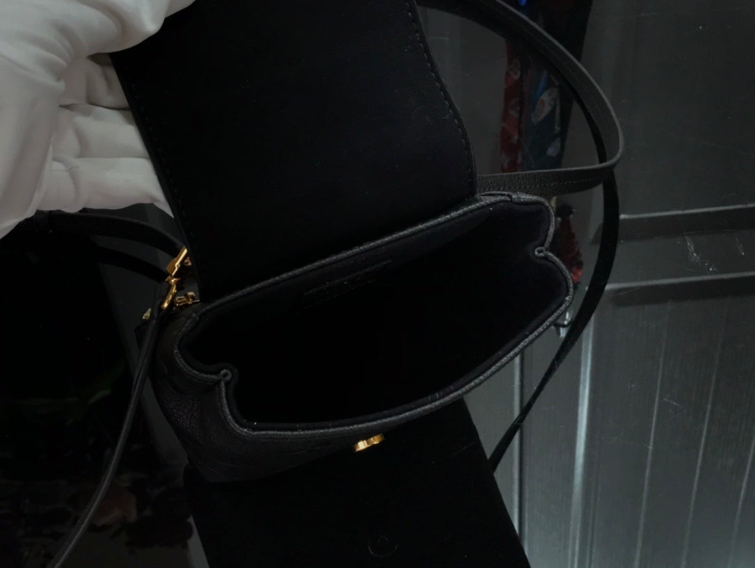 Dragons Bags - Best High-End Brands in One Place - AFFORDABLE LUXURY BAGS - 3437