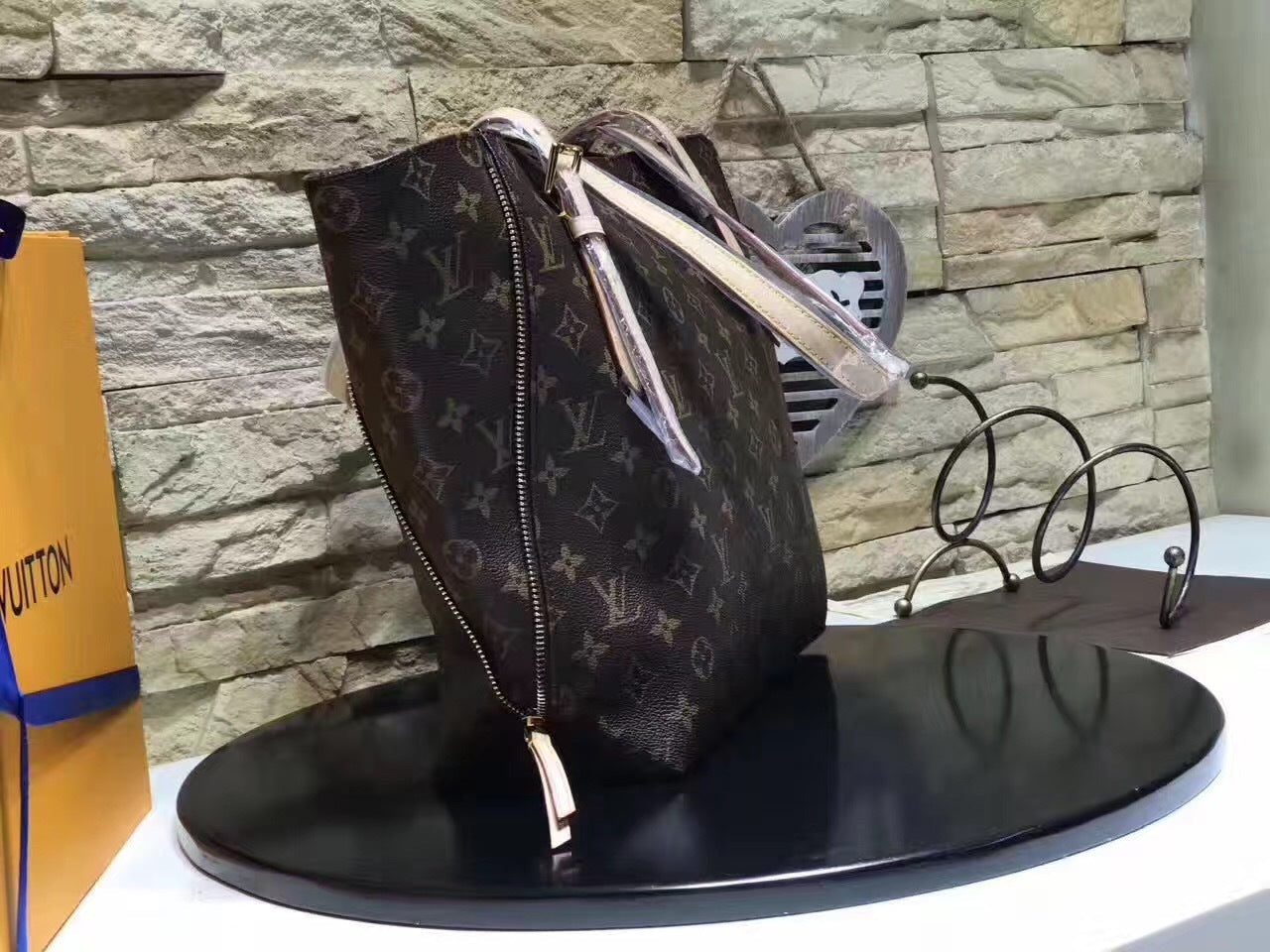 Dragons Bags - DESIGNER BAGS FOR WOMEN - AFFORDABLE LUXURY BAGS - 3480