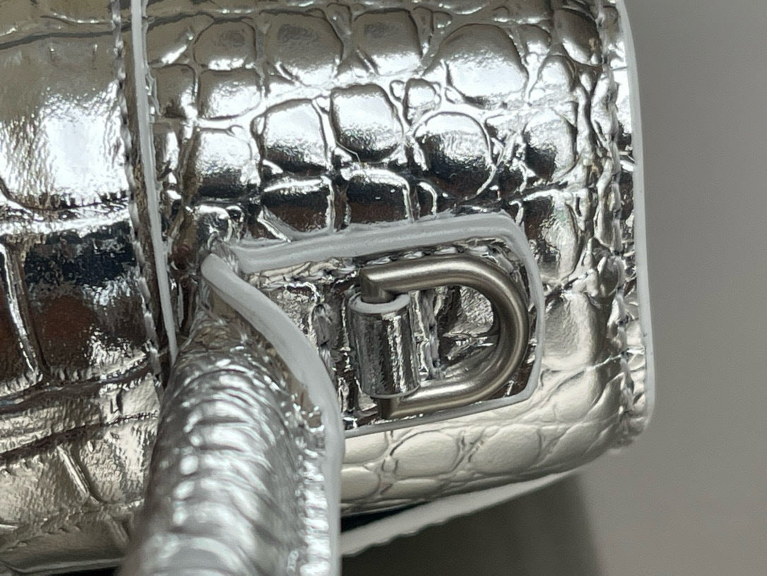 new-luxury-designer-bags-nm24589