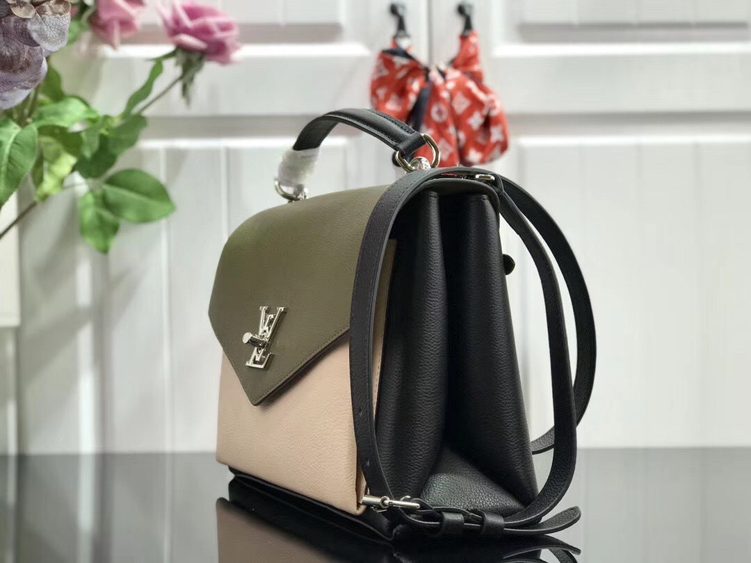 Dragons Bags - High-Quality Designer Products for You - AFFORDABLE LUXURY BAGS - 4079