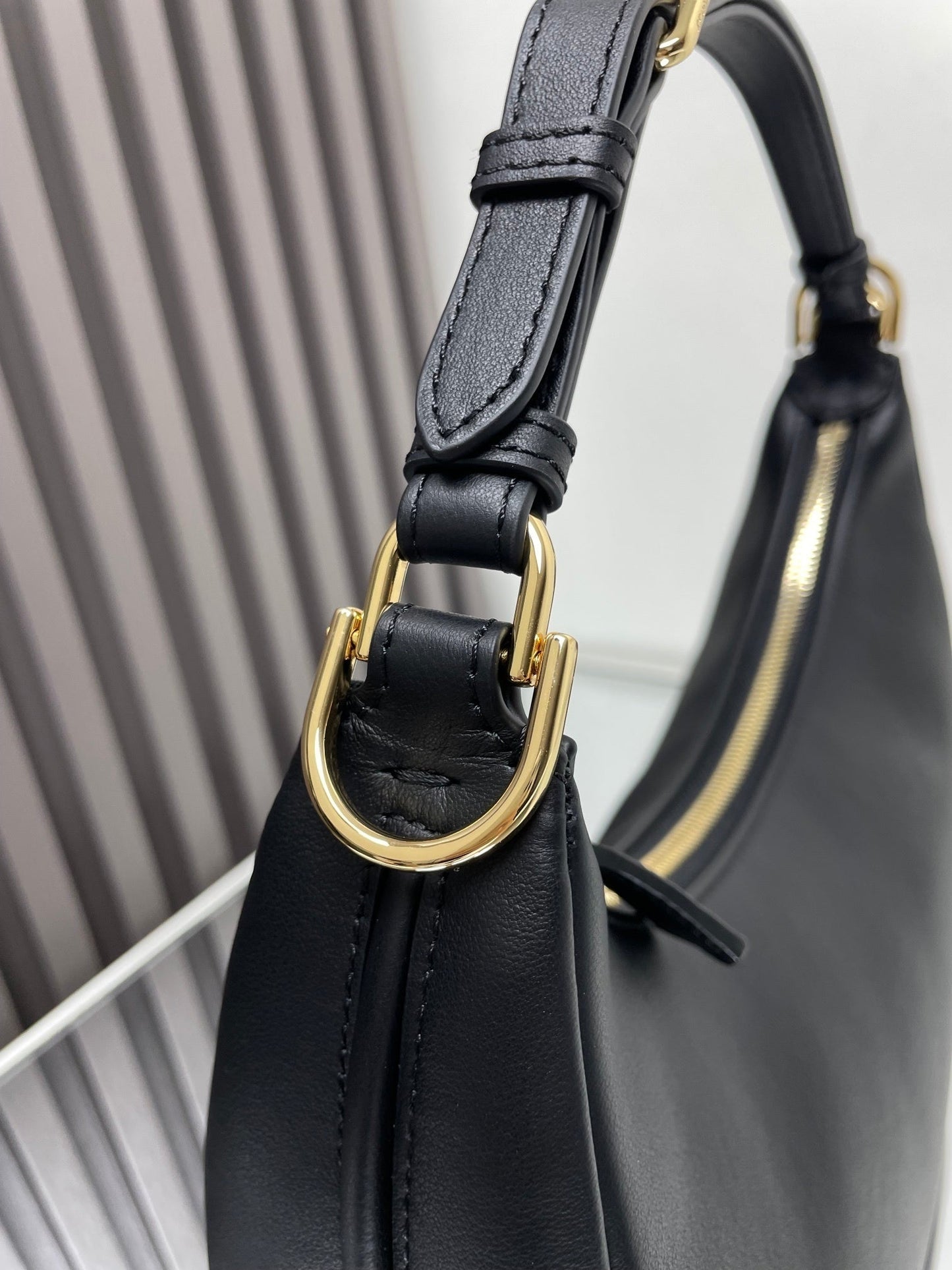 Dragons Bags - Best High-End Brands in One Place - AFFORDABLE LUXURY BAGS - 19156