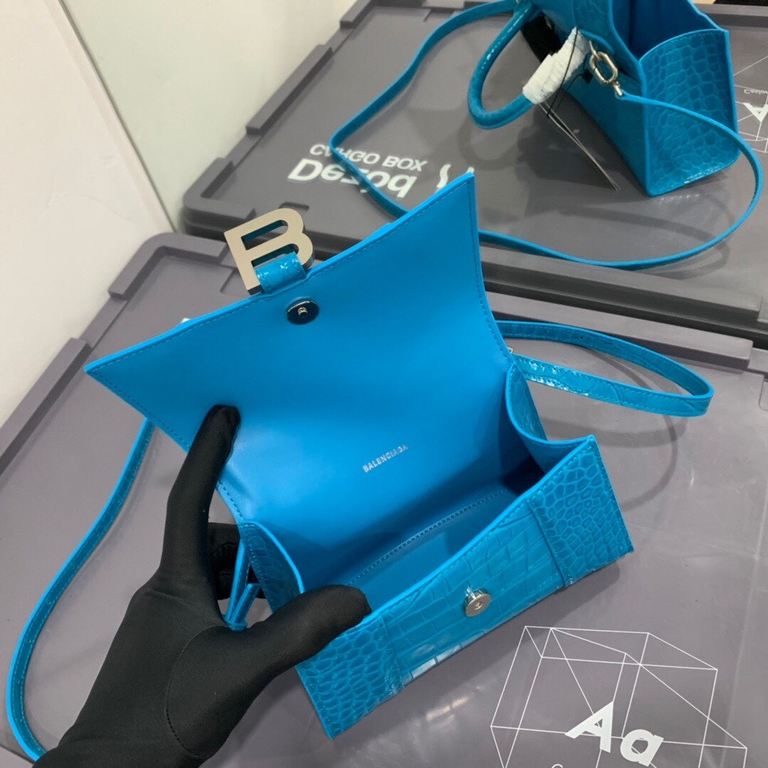 new-luxury-designer-bags-nm24077