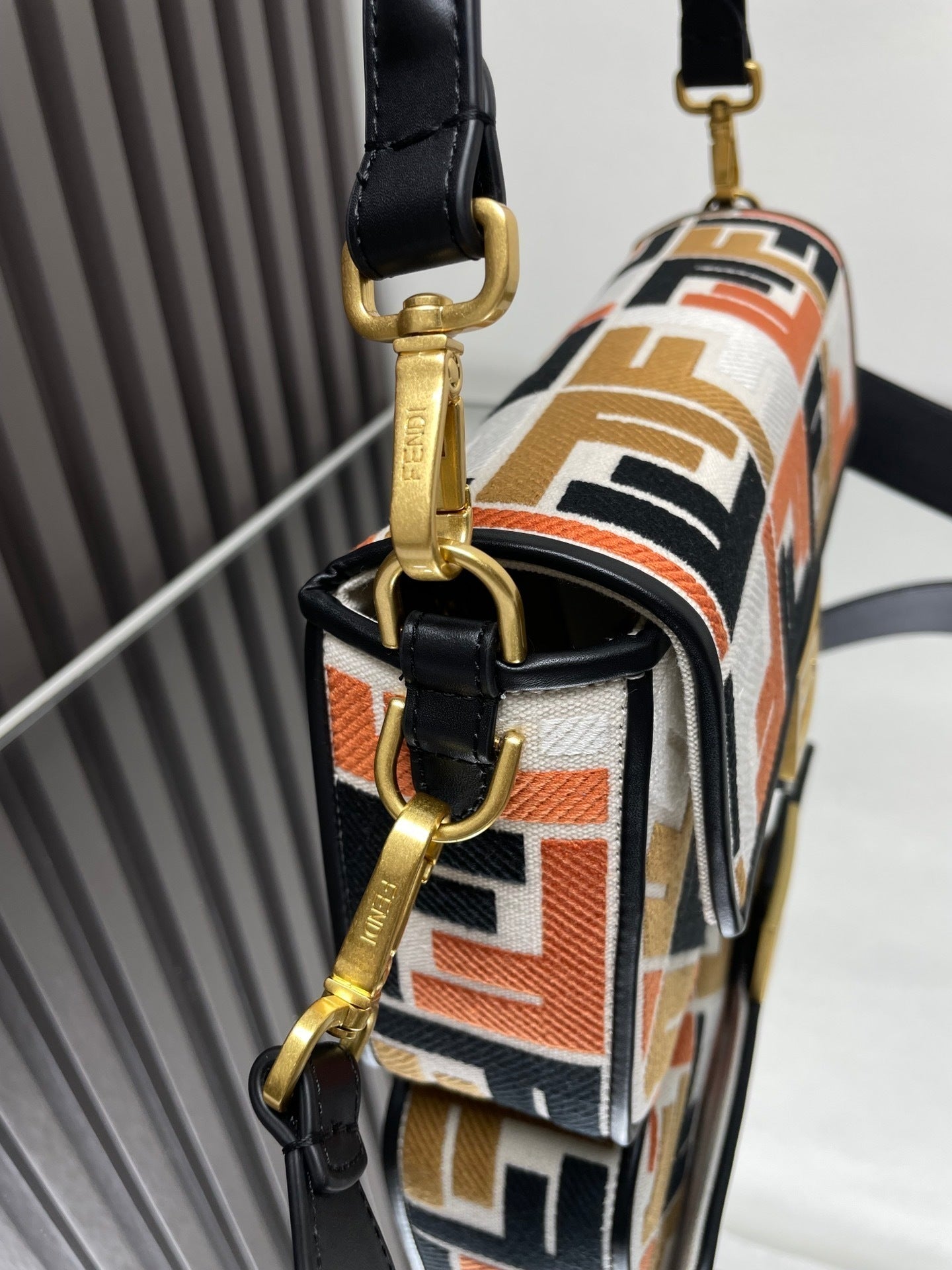 Dragons Bags - High-Quality Designer Products for You - AFFORDABLE LUXURY BAGS - 19174
