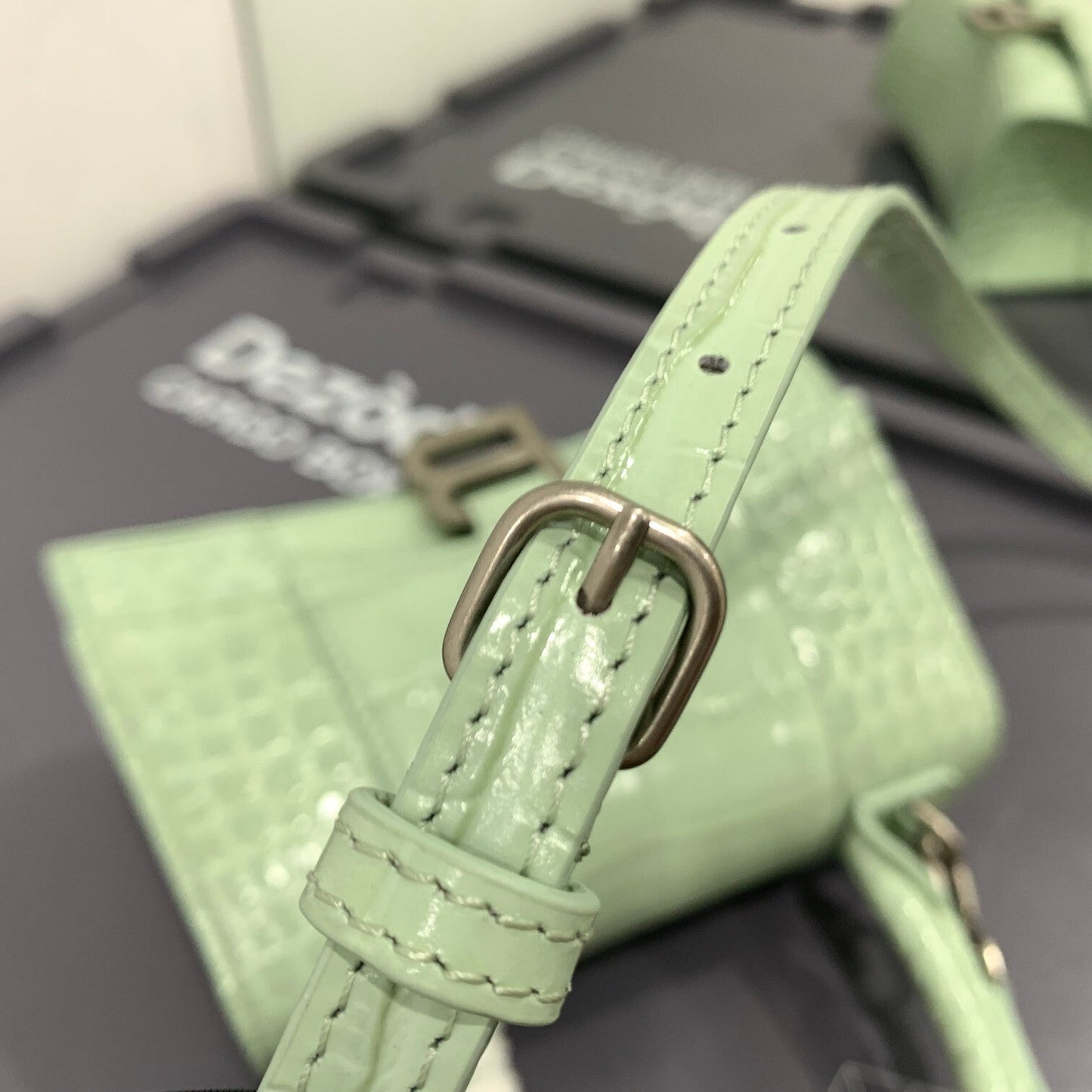 new-luxury-designer-bags-nm24066