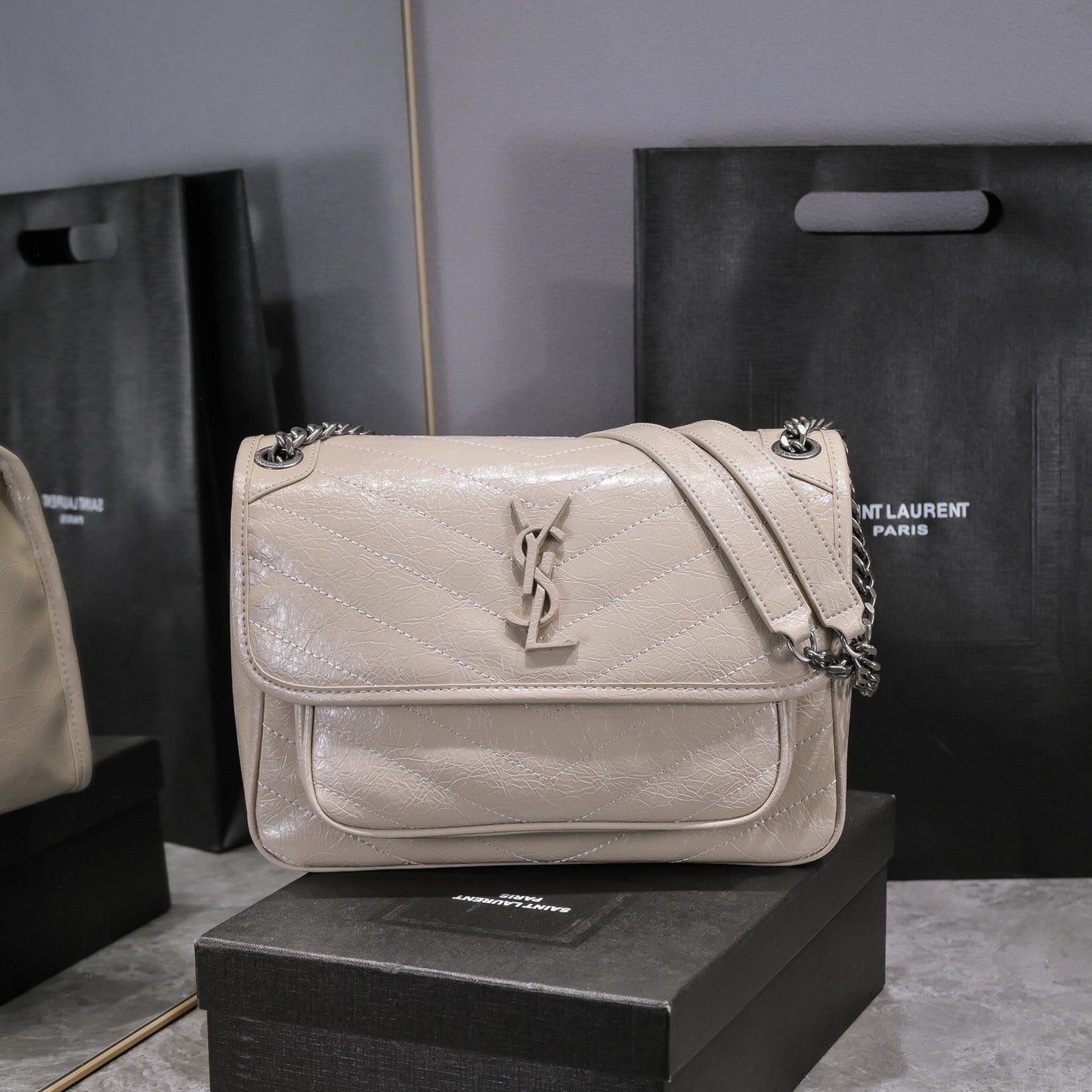 Dragons Bags - High-Quality Designer Products for You - AFFORDABLE LUXURY BAGS - 5927